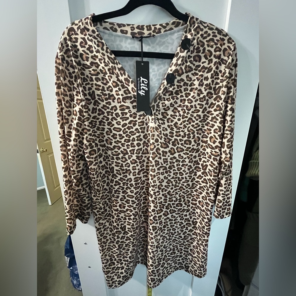 NWT LILY cheetah print tunic Size 1x